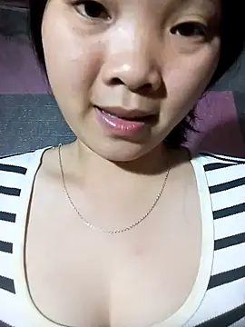 Snapshot of Lovebaby-love chatting on December 14, 2025, 2:33 pm Lovebaby-love online show from December 14, 2025, 2:33 pm