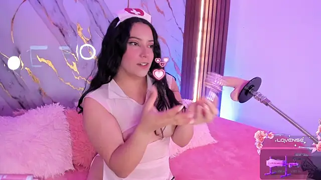 M0lly18lewis online show from November 3, 2025, 2:29 pm