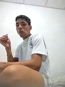 Alex Sweeting online show from November 11, 2025, 6:35 am