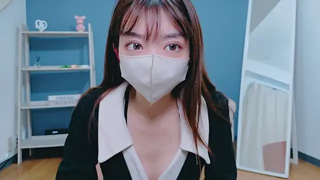 Sana-jpn online show from January 10, 2026, 4:03 am