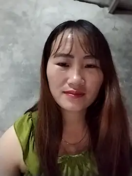 Snapshot of emini-xx chatting on November 12, 2025, 12:22 am emini-xx online show from November 12, 2025, 12:22 am