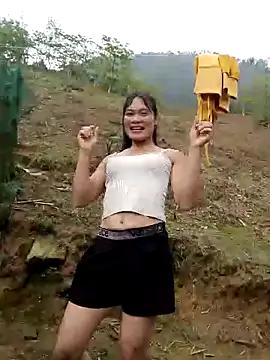 doggy-00 online show from March 25, 2026, 3:45 am