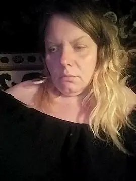 Lana-murr online show from March 27, 2026, 9:03 pm