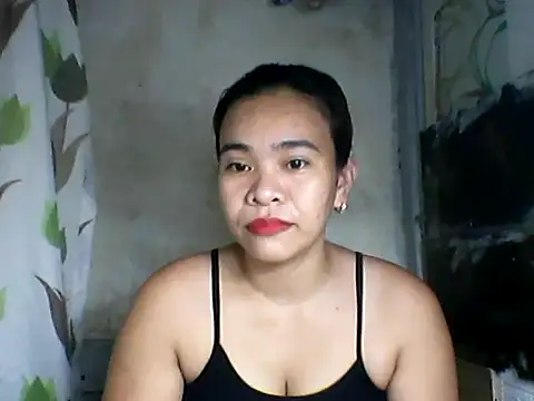 Snapshot of Honeyjean_30 chatting on November 5, 2025, 2:06 pm Honeyjean 30 online show from November 5, 2025, 2:06 pm