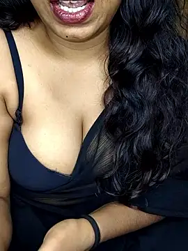 shreyareddy99 online show from January 9, 2026, 12:35 am