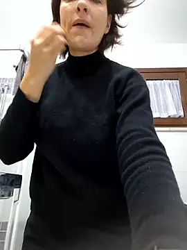 Piediniecollant online show from January 16, 2026, 5:33 am