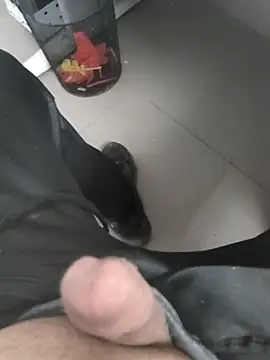 Snapshot of centro6891 chatting on November 12, 2025, 9:10 am centro6891 online show from November 12, 2025, 9:10 am