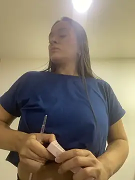 AmberrMoore  online show from November 30, 2025, 12:42 pm