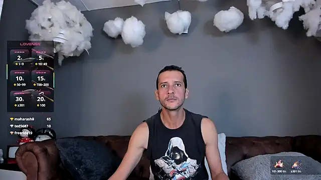 Dante Steele  online show from November 11, 2025, 3:39 am