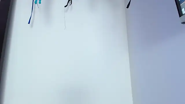 evelinmartinez online show from March 13, 2026, 7:53 pm