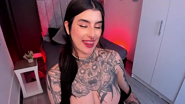mia jagger online show from June 13, 2026, 3:37 am