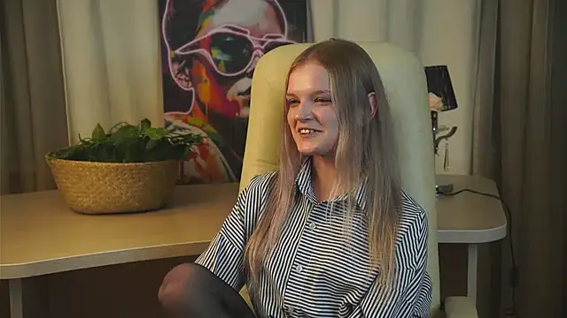 BrennaTout online show from October 28, 2025, 12:30 pm