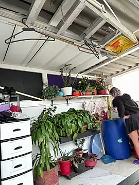 99 natalia online show from October 29, 2025, 8:32 pm