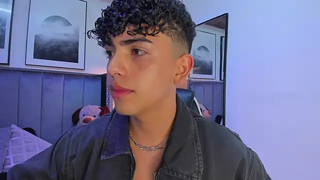 Snapshot of Niick_Twiink chatting on November 1, 2025, 8:11 pm Niick Twiink online show from November 1, 2025, 8:11 pm