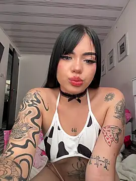 VioletEvanzz online show from November 27, 2025, 2:30 pm