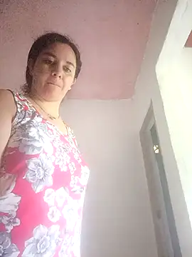 Camila-Valverde online show from February 18, 2026, 6:26 pm