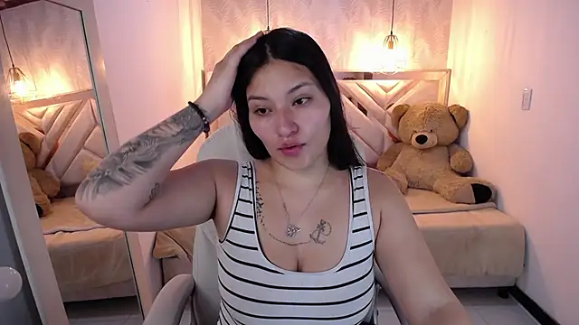 emmaa garciia online show from March 26, 2026, 3:34 am