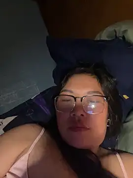 Snapshot of heodat-sexx chatting on April 19, 2026, 6:10 pm heodat-sexx online show from April 19, 2026, 6:10 pm