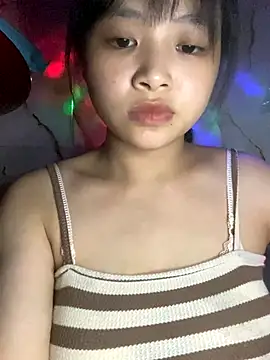 Snapshot of Tina-Marie chatting on October 31, 2025, 3:57 pm Tina-Marie online show from October 31, 2025, 3:57 pm