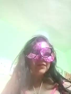 LOVE  RANI online show from December 14, 2025, 4:29 am