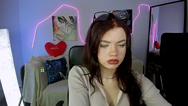 Snapshot of isabel_wave chatting on February 6, 2026, 1:14 pm isabel wave online show from February 6, 2026, 1:14 pm