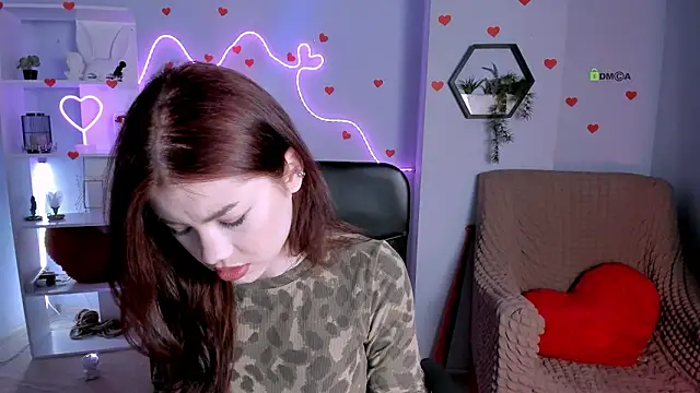 Snapshot of isabel_wave chatting on February 15, 2026, 10:14 am isabel wave online show from February 15, 2026, 10:14 am