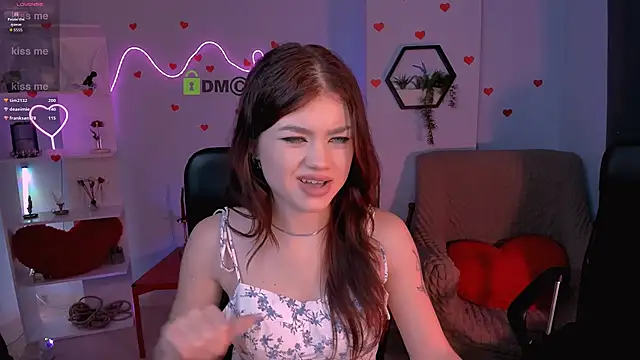 Snapshot of isabel_wave chatting on February 21, 2026, 10:55 pm isabel wave online show from February 21, 2026, 10:55 pm