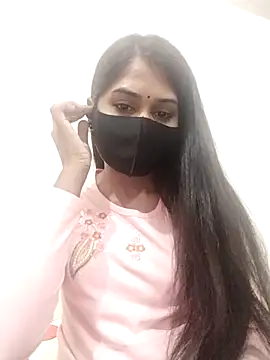 Green LaDY66 online show from November 29, 2025, 6:55 pm