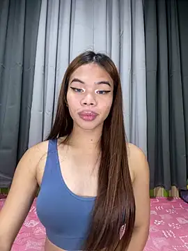 Snapshot of kierra_fox chatting on November 26, 2025, 12:17 pm kierra fox online show from November 26, 2025, 12:17 pm