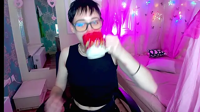 Snapshot of ErickaFetish chatting on November 6, 2025, 4:08 pm ErickaFetish online show from November 6, 2025, 4:08 pm