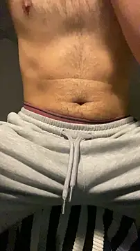 ozysboy online show from November 5, 2025, 5:02 pm