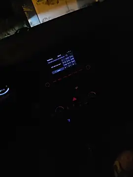 Snapshot of RoomHot404 chatting on February 28, 2026, 12:00 am RoomHot404 online show from February 28, 2026, 12:00 am