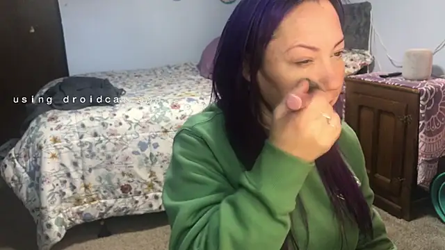 Snapshot of kristallic chatting on January 9, 2026, 5:48 pm kristallic online show from January 9, 2026, 5:48 pm