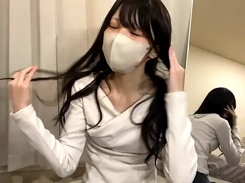 Snapshot of eroeroMiYUeroeo chatting on November 4, 2025, 9:08 am eroeroMiYUeroeo online show from November 4, 2025, 9:08 am