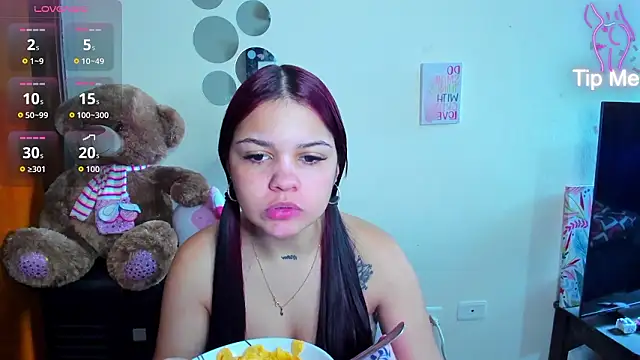 Emma boo online show from March 18, 2026, 6:11 pm