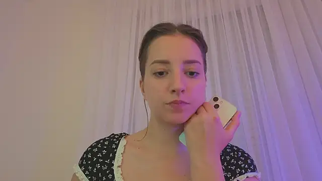 Snapshot of _annieone chatting on November 8, 2025, 10:41 pm annieone online show from November 8, 2025, 10:41 pm