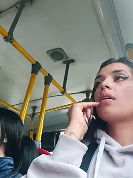 Moon And Sunn online show from November 15, 2025, 2:13 pm