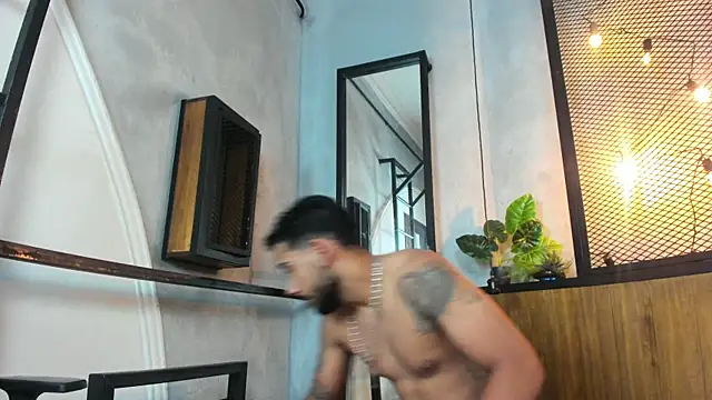 OwenScott online show from November 5, 2025, 4:23 am