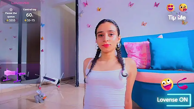 Juliet 1  online show from November 7, 2025, 5:46 pm