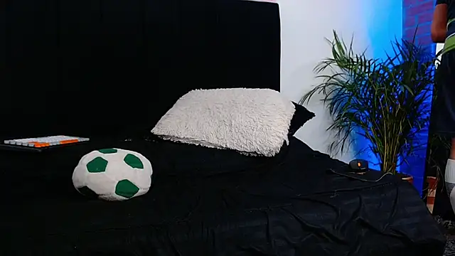 Snapshot of jaiden_thoner chatting on November 9, 2025, 6:01 am jaiden thoner online show from November 9, 2025, 6:01 am