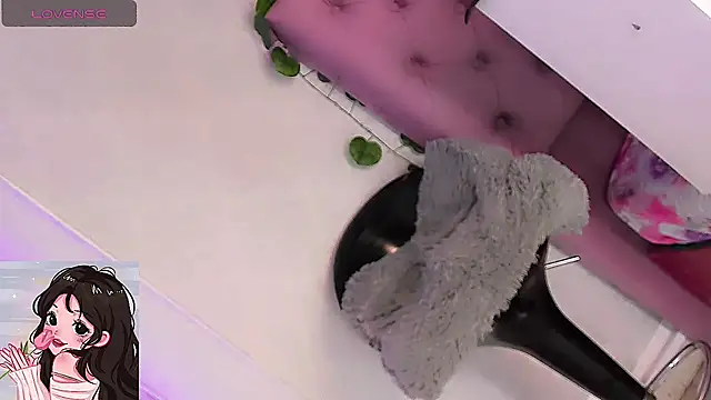 Snapshot of LIA-FER-DOLL chatting on November 2, 2025, 11:45 am LIA-FER-DOLL online show from November 2, 2025, 11:45 am