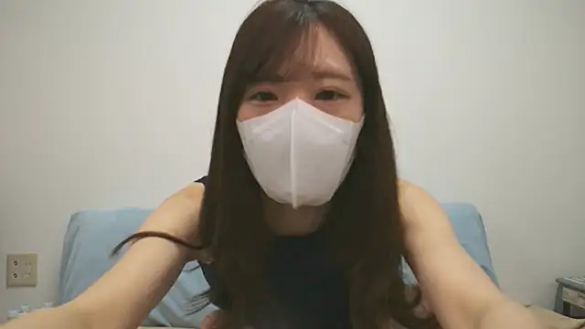 Snapshot of Minami_jjjj chatting on May 19, 2026, 1:11 am Minami jjjj online show from May 19, 2026, 1:11 am