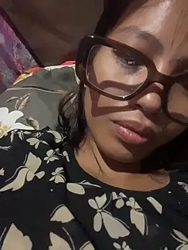 Snapshot of hottiebabe23 chatting on December 20, 2025, 7:10 pm hottiebabe23 online show from December 20, 2025, 7:10 pm