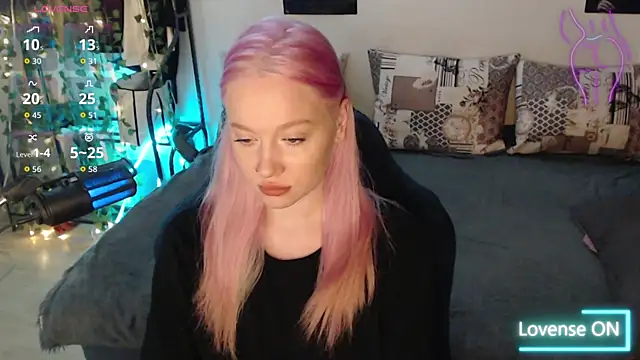 Snapshot of lisa_alen chatting on November 2, 2025, 1:30 am lisa alen online show from November 2, 2025, 1:30 am