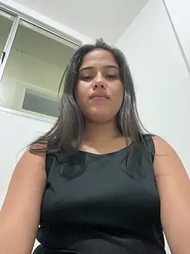 Snapshot of MARIILYNXGXX1 chatting on November 20, 2025, 4:23 am MARIILYNXGXX1 online show from November 20, 2025, 4:23 am