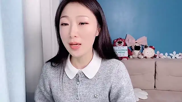 ella55-- online show from February 23, 2026, 10:23 am