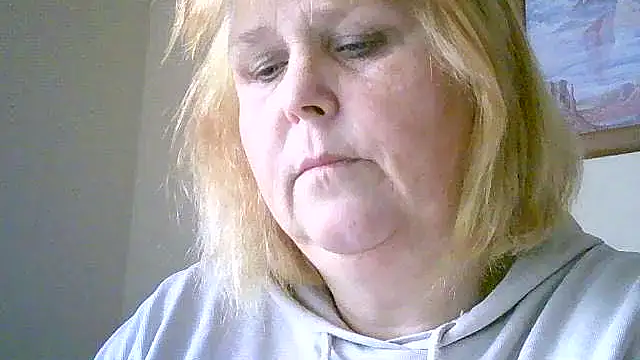 Sylviastar46 online show from November 14, 2025, 10:36 am