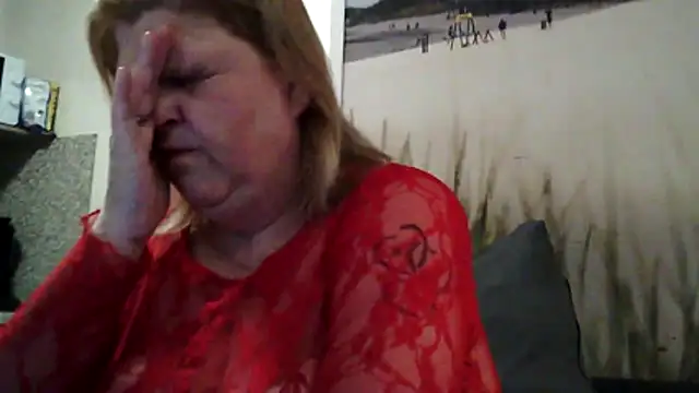 Sylviastar46 online show from March 16, 2026, 8:46 pm