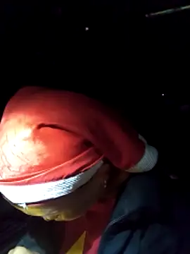 Snapshot of cute-kiss chatting on November 2, 2025, 8:28 am cute-kiss online show from November 2, 2025, 8:28 am