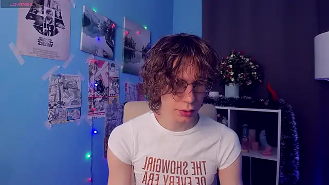 LeoBensyten online show from December 1, 2025, 1:38 pm